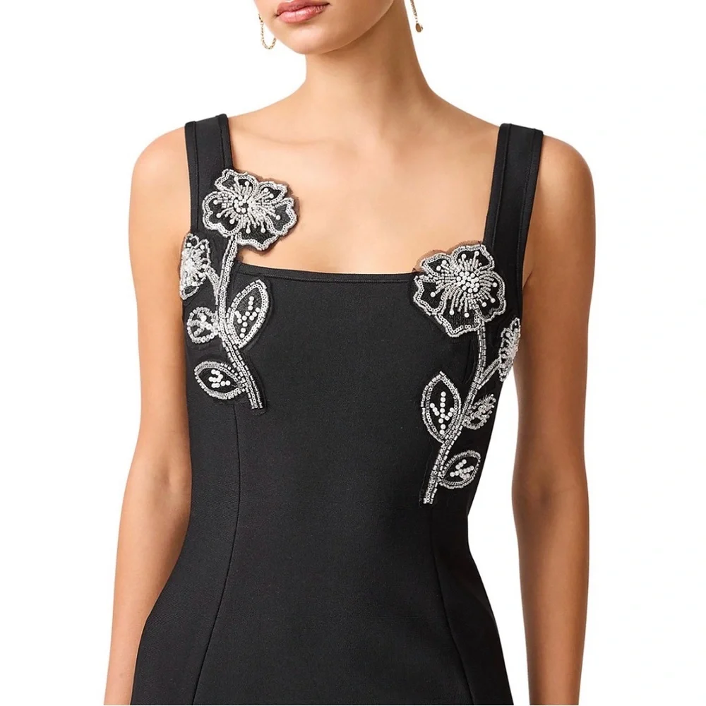 NWT - Elliatt Dress with Floral Embroidery - Super Stunning! - Picture 5 of 10